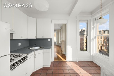 Built in 1881 by Thomas Fagan and acclaimed architect Robert - photo 10