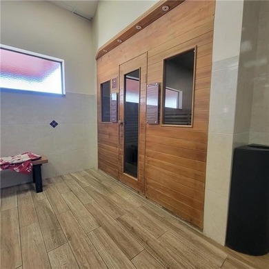 Nicely renovated 1st floor 1 Bedroom, 1.5 Baths condo located in - photo 20