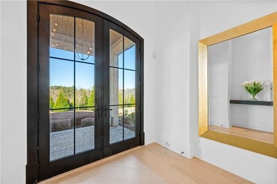Exquisitely appointed home located in Milton's most sought-after - photo 7
