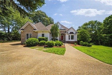 Welcome to this exceptional home situated on a premier 1.3-acre - photo 2