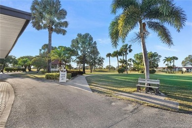 Second Floor 1/1.5 Condo with golf course views in Miles Grant - photo 36