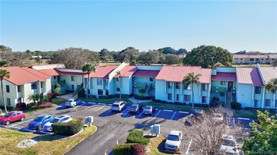 Second Floor 1/1.5 Condo with golf course views in Miles Grant - photo 39