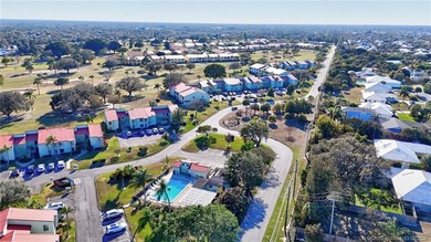 Second Floor 1/1.5 Condo with golf course views in Miles Grant - photo 46