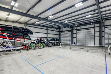 7,400+ Square Foot Garage!! Introducing a one-of-a-kind Luxury - photo 10