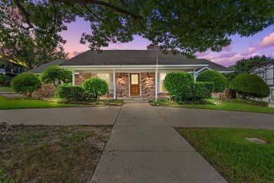 Lake Home For Sale in Fort Worth, Texas