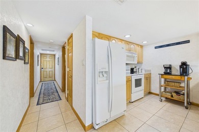 Located just steps from one of Florida's most beautiful Gulf - photo 4
