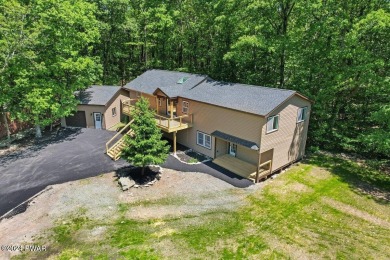 Hemlock Lake Home For Sale in Lords Valley Pennsylvania