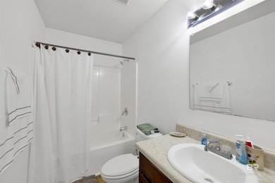 Welcome to your private country retreat! This freshly painted - photo 14
