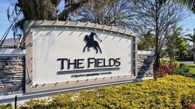 Move-in ready end-unit townhome in the sought-after Fields - photo 20