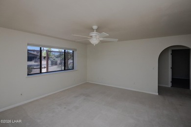 This well maintained home would make a perfect home for first - photo 6