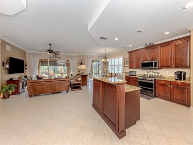 Unparalleled luxury and privacy in a Venetian first-floor - photo 6