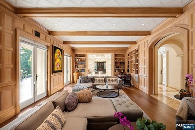 In Alpine's most coveted enclave, where prestige meets - photo 11