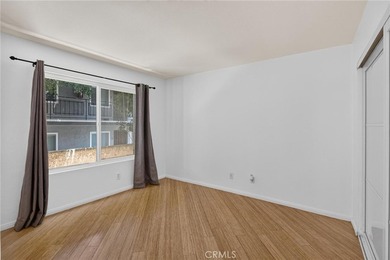 Welcome to this desirable single-level home featuring 2 bedrooms - photo 14