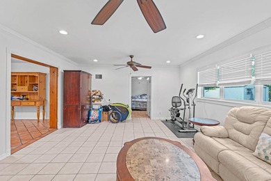 Spacious 4 bedroom, 2 bathroom home, with garage and a versatile - photo 15