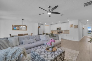 Beautiful 2023-built home, move-in ready! This residence - photo 7