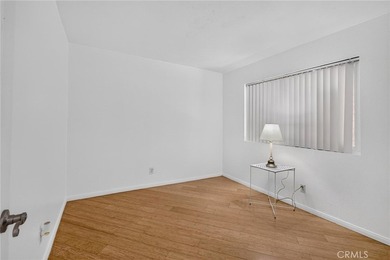Welcome to this desirable single-level home featuring 2 bedrooms - photo 19