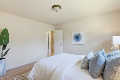 Perfectly situated in the heart of Silicon Valley and just - photo 21