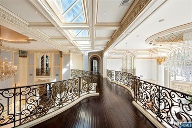 In Alpine's most coveted enclave, where prestige meets - photo 21