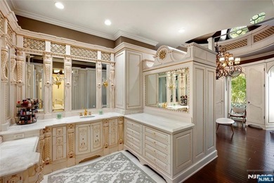In Alpine's most coveted enclave, where prestige meets - photo 26
