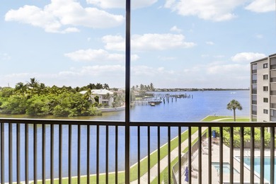 INTRACOASTAL DELIGHT! Outstanding waterfront views from this 4th - photo 26