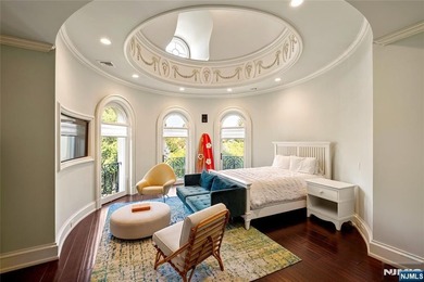 In Alpine's most coveted enclave, where prestige meets - photo 29
