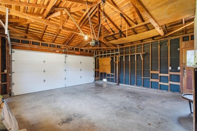 Perfectly situated in the heart of Silicon Valley and just - photo 32