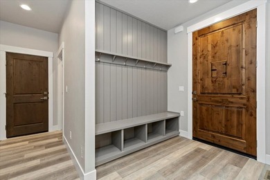 SUMMER IS COMING and this new home is MOVE-IN READY !! Deeded - photo 33