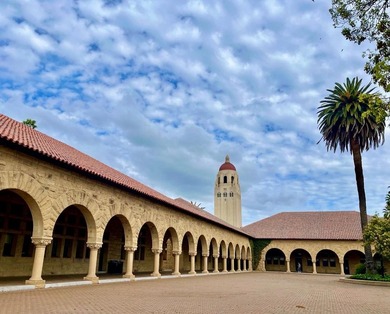 Perfectly situated in the heart of Silicon Valley and just - photo 33