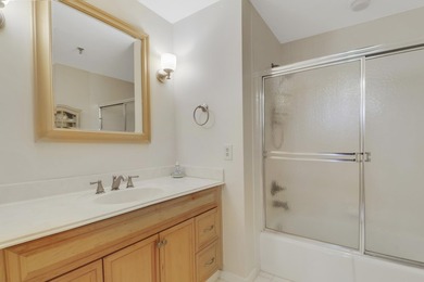 INTRACOASTAL DELIGHT! Outstanding waterfront views from this 4th - photo 34