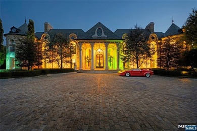In Alpine's most coveted enclave, where prestige meets - photo 41