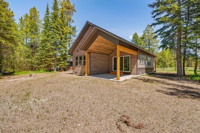 SUMMER IS COMING and this new home is MOVE-IN READY !! Deeded - photo 49