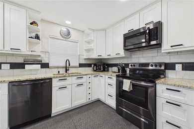 Beautifully Renovated Waterfront Home with Direct Canal Access - - photo 7