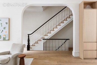 Set on a bucolic stretch of Henry Street in the heart of Cobble - photo 10