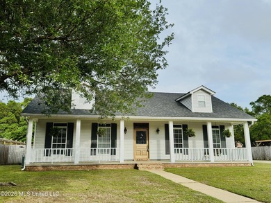 Great location in Delmas Estates Subdivision. Home is in move-in - photo 3