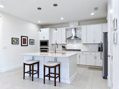 Luxury finishes, exceptional storm protection, outstanding - photo 11