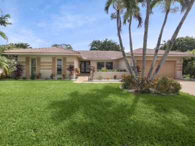 Lake Home For Sale in Boca Raton, Florida