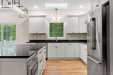 Here's your chance to own a new home on a wonderful lot in North - photo 9