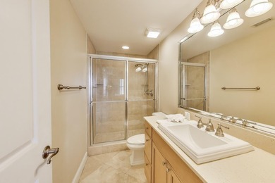 Rare gem--an over 2,200 square foot 3/3 penthouse condo in the - photo 22