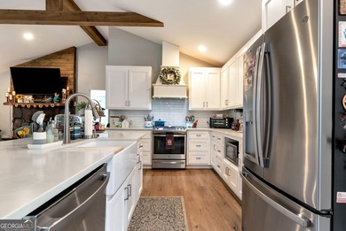 SELLER WILL OFFER $10,000 TOWARDS RATE BUYDOWN OR CLOSING COST - photo 22