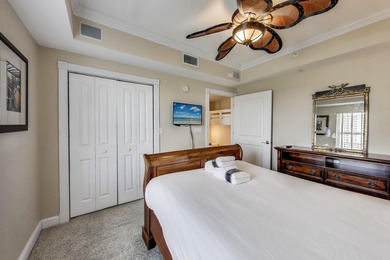 Rare gem--an over 2,200 square foot 3/3 penthouse condo in the - photo 24