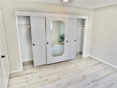 545 Chestnut Avenue unit 203 in Lincoln Park Towers a sunny and - photo 7