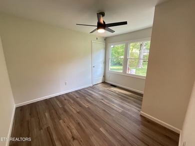 Modern City Living Near the Lake! 3 BR | 2 BA | Fully Updated - photo 8