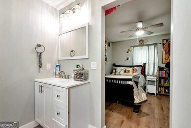 SELLER WILL OFFER $10,000 TOWARDS RATE BUYDOWN OR CLOSING COST - photo 46