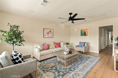 ***PRO PHOTOS COMING SOON*** Beautifully RENOVATED 3-bedroom - photo 5