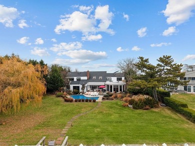 Experience the epitome of waterfront living at 1010 Seawane - photo 2