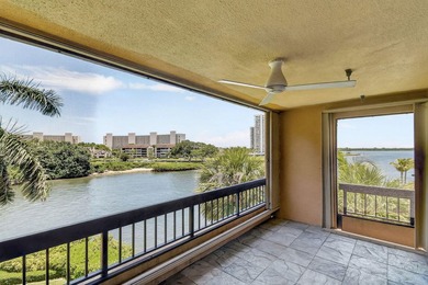 Rarely available 3rd-floor corner residence in the most sought - photo 7