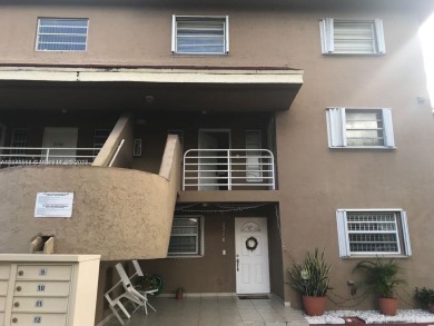 Lake Condo For Sale in Hialeah, Florida