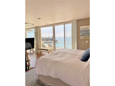 Oceanfront bluff top home in South Laguna's desirable Three Arch - photo 9