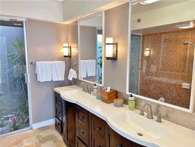 Oceanfront bluff top home in South Laguna's desirable Three Arch - photo 10