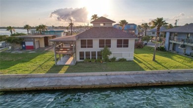 (private lake, pond, creek) Home For Sale in Ingleside on The Bay Texas